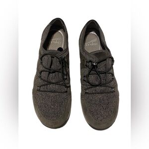 Dansko Gray Suede Leather Walking Shoes Women’s Size 42Eur 11US Toggle Laces